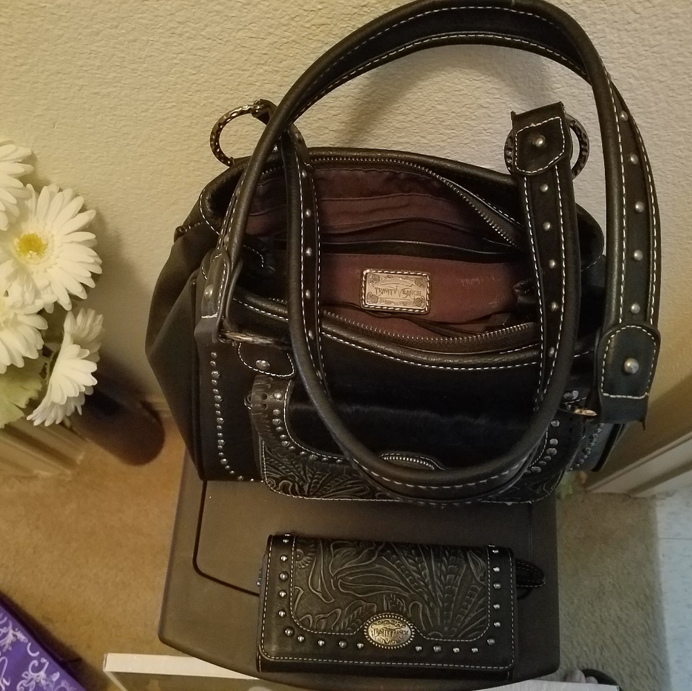 Black leather purse and Wallet